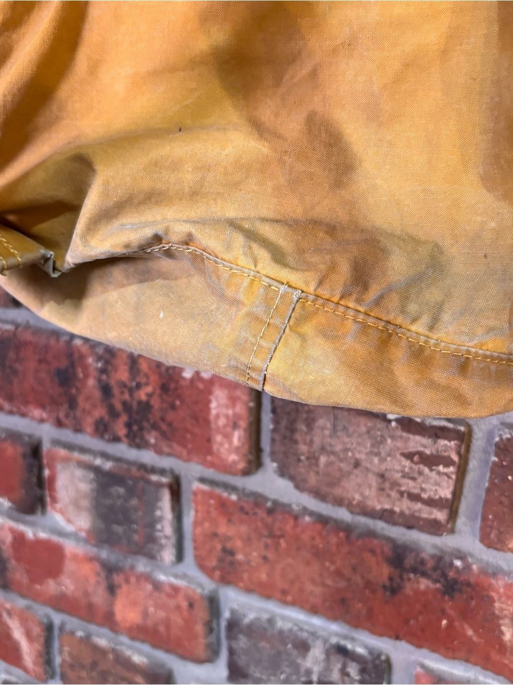 Fjallraven womens Kanken classic backpack yellow Ochre - Picture 4 of 5